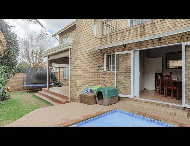 3 BEDROOM HOUSE SOLD IN AMBERFIELD
